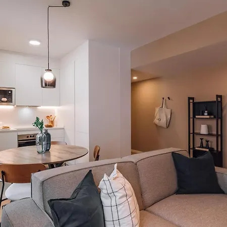 Luso - 2 Bedrooms In Alcantara 리스본