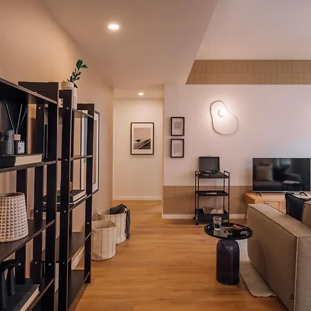 Luso - 2 Bedrooms In Alcantara Apartman *